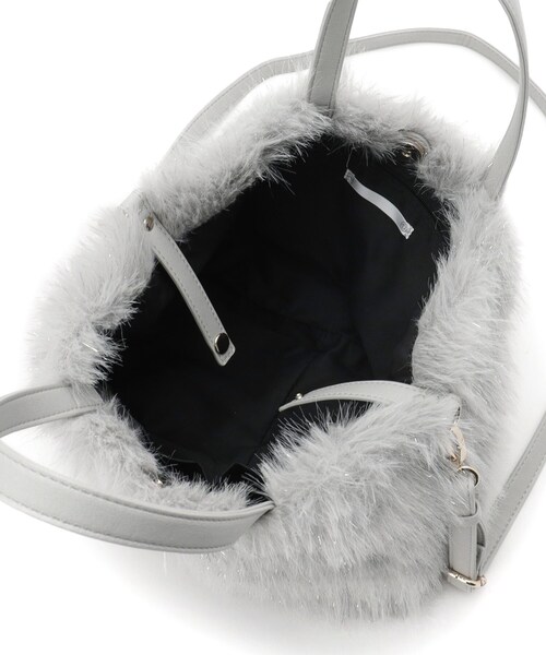 ITS'DEMO（イッツデモ）の「◆【2WAY】ベルト飾りファートート（ハンドバッグ・レディース・アイボリー/ライトグレー系3/ベージュ・00）」の17枚目の写真