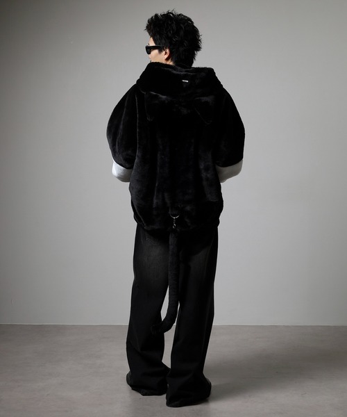 RE730（アールイーセブンサーティー）の「Eco Fur Cat Ear Blouson Hoodie / エコファー猫耳ファーブルゾン フーディー unisex（ブルゾン・メンズ・ブラック/ベージュ・L/M）」の3枚目の写真