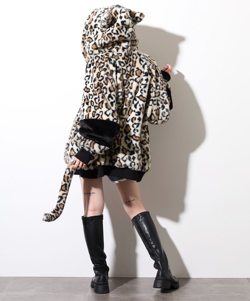 RE730（アールイーセブンサーティー）の「Eco Fur Cat Ear Blouson Hoodie / エコファー猫耳ファーブルゾン フーディー unisex（ブルゾン・メンズ・ブラック/ベージュ・L/M）」の9枚目の写真