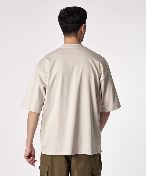 LANVIN en Bleu（ランバンオンブルー）の「【LANVIN en Bleu ESSENTIAL】BERGER / ”マルグリット” ポケットTシャツ（Tシャツ/カットソー・メンズ・ネイビー/ベージュ/ホワイト/ブラック・SMALL/MEDIUM/LARGE/X-LARGE/XX-LARGE）」の17枚目の写真