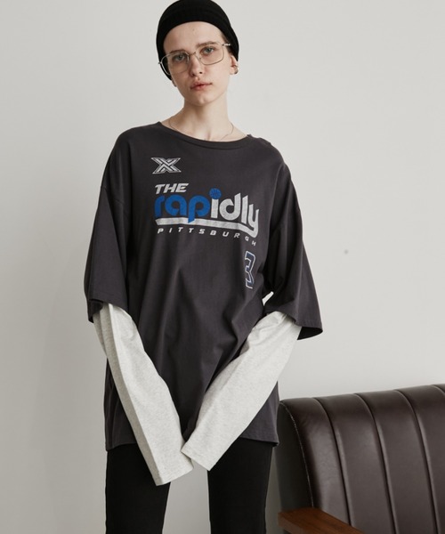 Auntie Rosa Holiday(アンティローザホリデー)の「ロゴルーズレイヤードロンTEE(Tシャツ/カットソー・レディース・オフホワイト/チャコールグレー・FREE)」の4枚目の写真