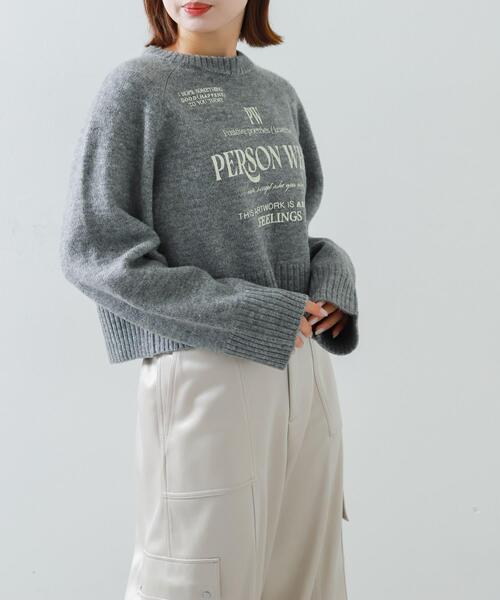 SENSE OF PLACE by URBAN RESEARCH（センスオブプレイスバイアーバンリサーチ）の「プリントルーズセーター（ニット/セーター・レディース・アイボリー/グレー/パープル・ONE）」の10枚目の写真