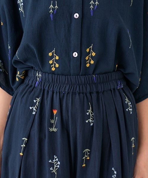 チチカカ（チチカカ）の「フルール刺繍パンツ【WEB限定】（その他パンツ・レディース・ネイビー/ベージュ/グリーン・FREE）」の9枚目の写真