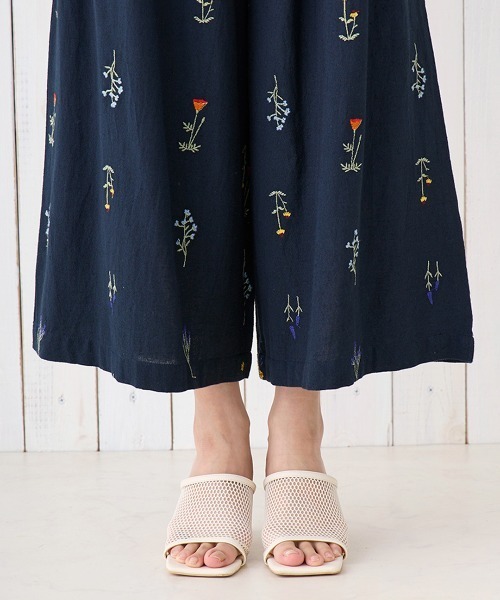 チチカカ（チチカカ）の「フルール刺繍パンツ【WEB限定】（その他パンツ・レディース・ネイビー/ベージュ/グリーン・FREE）」の12枚目の写真
