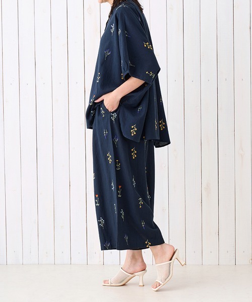 チチカカ（チチカカ）の「フルール刺繍パンツ【WEB限定】（その他パンツ・レディース・ネイビー/ベージュ/グリーン・FREE）」の7枚目の写真