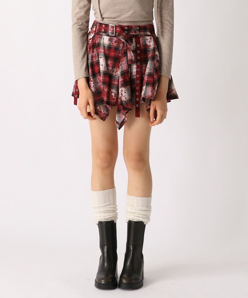 FOREVER 21（フォーエバー トゥエンティーワン）の「【2025SS】アシメチェックミニスカート（スカート・レディース・ベージュ/レッド・FREE）」の16枚目の写真