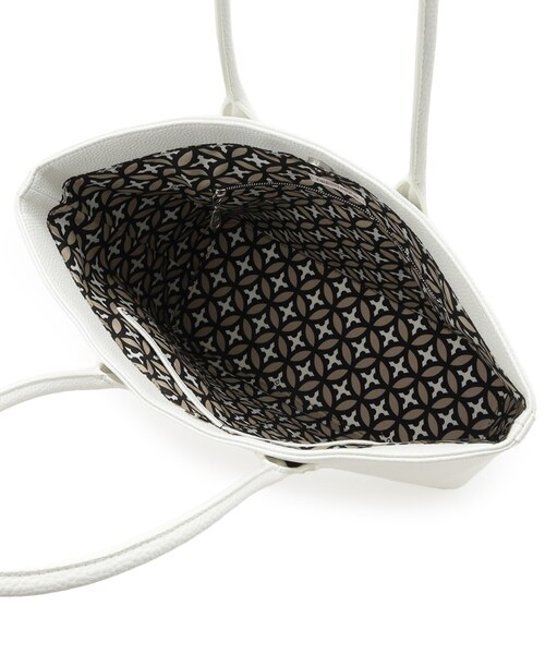 DRESSTERIOR（ドレステリア）の「【撥水仕様】シュリンクレザー トートバッグ（トートバッグ・メンズ・ホワイト/ブラック/ブラウン系その他・00）」の11枚目の写真