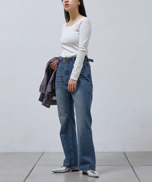 COLONY 2139（コロニートゥーワンスリーナイン）の「スクエアネックリブロングスリーブプルオーバー（Tシャツ/カットソー・レディース・グレイッシュベージュ/ブラック/ブラウン/ホワイト・LARGE/MEDIUM/SMALL）」の12枚目の写真