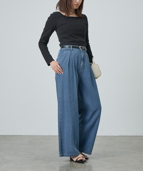 COLONY 2139（コロニートゥーワンスリーナイン）の「スクエアネックリブロングスリーブプルオーバー（Tシャツ/カットソー・レディース・グレイッシュベージュ/ブラック/ブラウン/ホワイト・LARGE/MEDIUM/SMALL）」の14枚目の写真