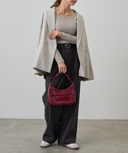 COLONY 2139（コロニートゥーワンスリーナイン）の「スクエアネックリブロングスリーブプルオーバー（Tシャツ/カットソー・レディース・グレイッシュベージュ/ブラック/ブラウン/ホワイト・LARGE/MEDIUM/SMALL）」の17枚目の写真