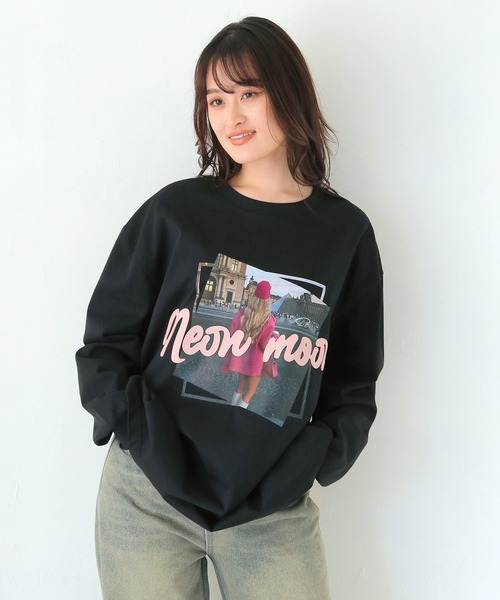 HER CLOSET(ハークローゼット)の「【shemoshelly】Neon Moonオーバーサイズグラフィック ロンT(Tシャツ/カットソー・レディース・ブラック/ホワイト・FREE)」の19枚目の写真