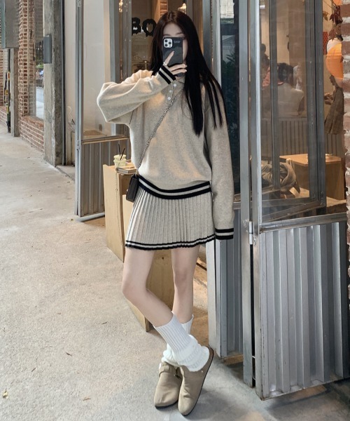 Teem Store(チームストア)の「セットアップ 配色ラインポロサマーニット プリーツスカート(スカート・レディース・グレー/アイボリー/ブラック・F)」の8枚目の写真