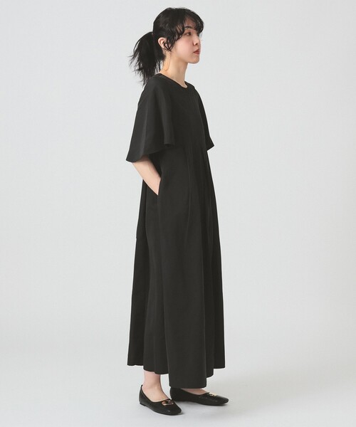 Ray BEAMS（レイビームス）の「RBS / フロント タック バック リボン ワンピース（ワンピース・レディース・ブラック/オリーブ・ONE SIZE）」の4枚目の写真