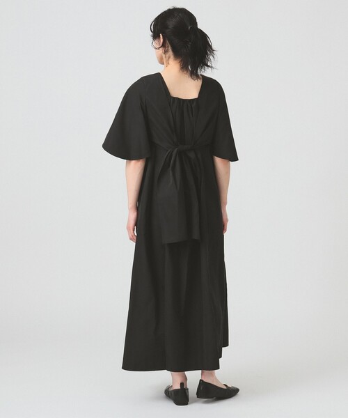 Ray BEAMS（レイビームス）の「RBS / フロント タック バック リボン ワンピース（ワンピース・レディース・ブラック/オリーブ・ONE SIZE）」の5枚目の写真