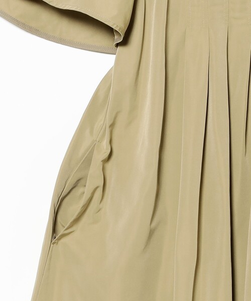 Ray BEAMS（レイビームス）の「RBS / フロント タック バック リボン ワンピース（ワンピース・レディース・ブラック/オリーブ・ONE SIZE）」の17枚目の写真