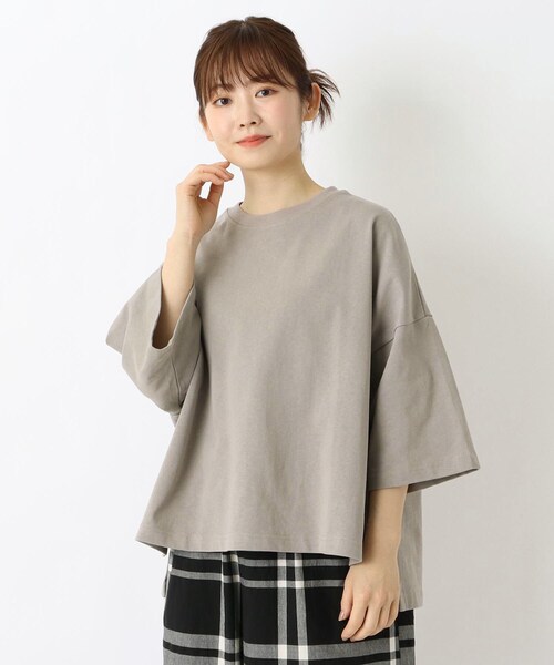 one'sterrace(ワンズテラス)の「ワイドプルオーバー(Tシャツ/カットソー・レディース・ベージュ系その他7/アイボリー系8/ブルー系その他7/ネイビー系5/ブラック系8・02)」の1枚目の写真