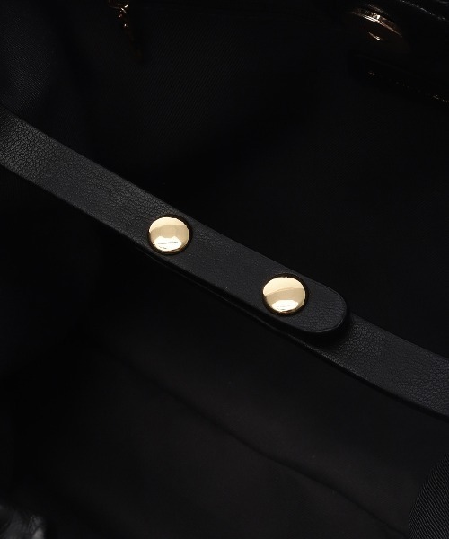 SAMANTHAVEGA（サマンサベガ）の「スムースチェーンハンドバッグ（ハンドバッグ・レディース・ブラック・FREE）」の2枚目の写真