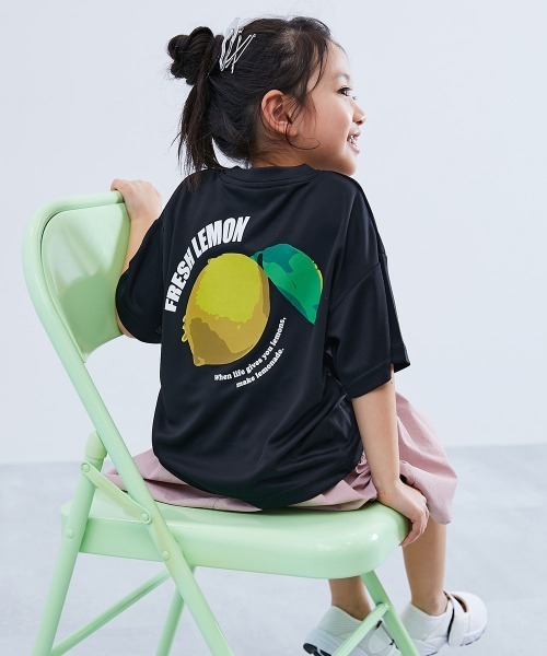 devirock（デビロック）の「【涼感 サラッとメッシュ】× デビラボ プリント 半袖Tシャツ（Tシャツ/カットソー・キッズ・グリーン系1/ブラック系2/ブルー系2/グレー系2/グレー系3/ブラック系1/ブラック系3/パープル系1/ブルー系1/グレー系1/ピンク系1/イエロー系1・100cm/110cm/120cm/130cm/140cm/150cm/160cm）」の3枚目の写真