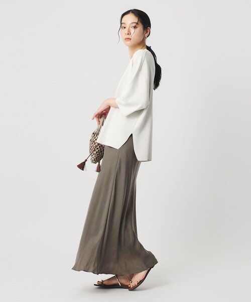 BEAUTY&YOUTH UNITED ARROWS（ビューティーアンドユースユナイテッドアローズ）の「フィブリルキュプラ マーメイドスカート（スカート・レディース・ベージュ/グレー/ブラック/オリーブ/ダークグレー・M/S/XS）」の3枚目の写真