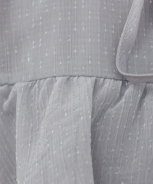 ASTORIA ODIER（アストリアオディール）の「キラキラ柄シアーフリルブラウス（シャツ/ブラウス・レディース・ホワイト/ライトグレー/ピンクベージュ・MEDIUM）」の12枚目の写真