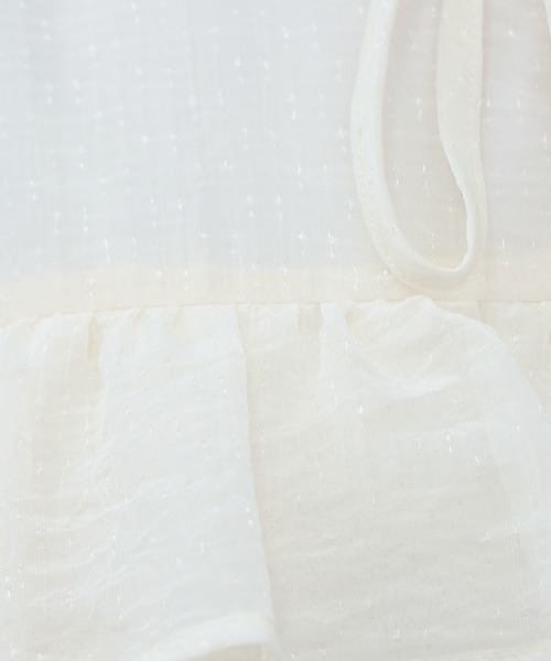 ASTORIA ODIER（アストリアオディール）の「キラキラ柄シアーフリルブラウス（シャツ/ブラウス・レディース・ホワイト/ライトグレー/ピンクベージュ・MEDIUM）」の13枚目の写真