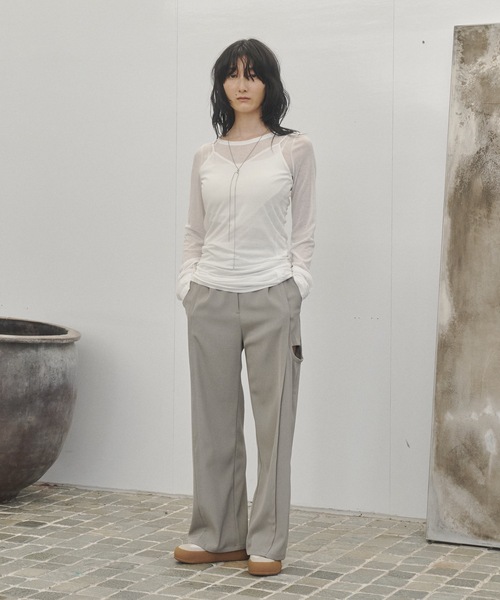 Lutim by u(ルチバイユー)の「Sheer rib layered Tunic / レイヤードチュニック(Tシャツ/カットソー・レディース・チャコールグレー/オフホワイト/グレイッシュベージュ・FREE)」の7枚目の写真