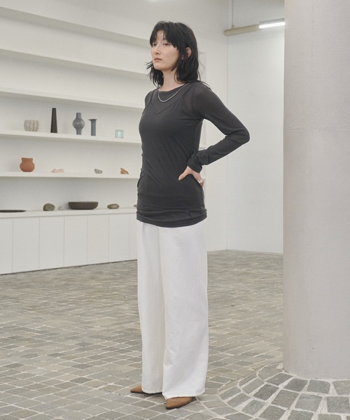 Lutim by u(ルチバイユー)の「Sheer rib layered Tunic / レイヤードチュニック(Tシャツ/カットソー・レディース・チャコールグレー/オフホワイト/グレイッシュベージュ・FREE)」の13枚目の写真