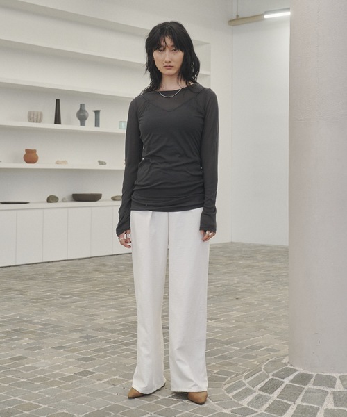 Lutim by u(ルチバイユー)の「Sheer rib layered Tunic / レイヤードチュニック(Tシャツ/カットソー・レディース・チャコールグレー/オフホワイト/グレイッシュベージュ・FREE)」の12枚目の写真