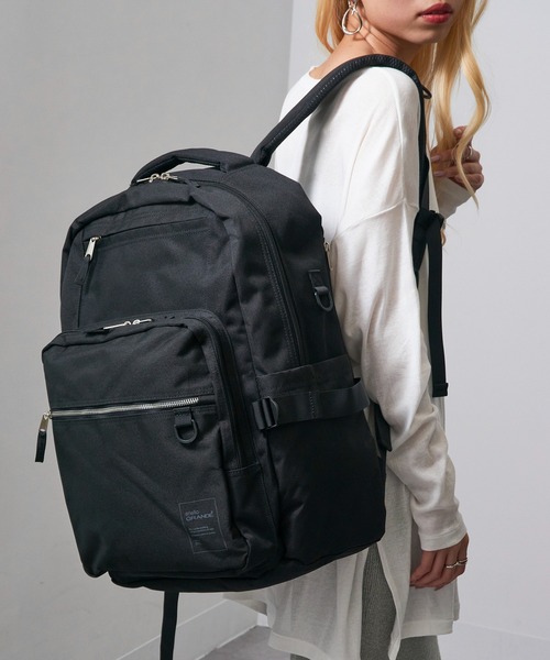 anello(アネロ)の「【anello】GTM0871 バディ 35L大容量多機能リュック(バックパック/リュック・レディース・ブラック/ピンク/ブルー・FREE)」の2枚目の写真