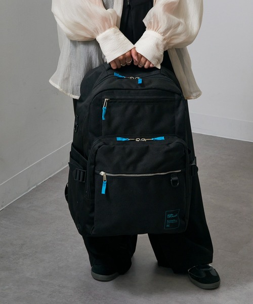 anello(アネロ)の「【anello】GTM0871 バディ 35L大容量多機能リュック(バックパック/リュック・レディース・ブラック/ピンク/ブルー・FREE)」の12枚目の写真