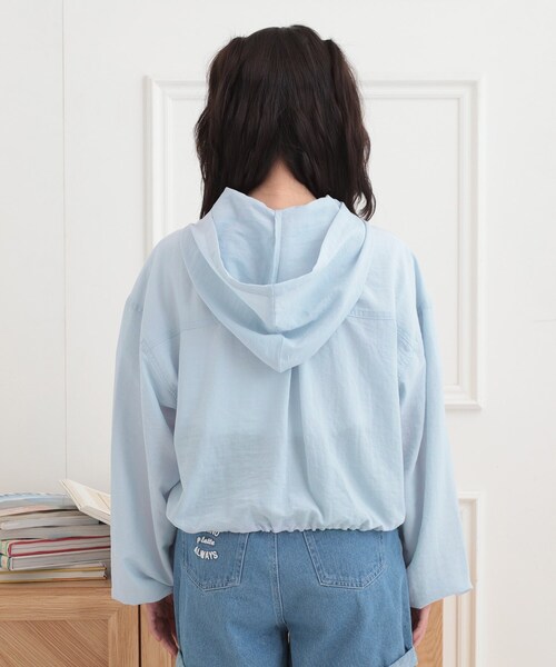 PINK-latte（ピンクラテ）の「ショート丈ブルゾン（ブルゾン・キッズ・ブラック/ベビーピンク/ライトブルー/オフホワイト・13/16/14/15 ）」の7枚目の写真