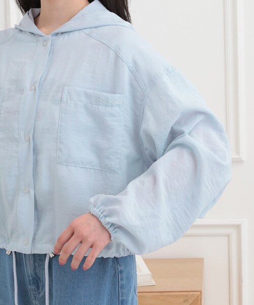 PINK-latte（ピンクラテ）の「ショート丈ブルゾン（ブルゾン・キッズ・ブラック/ベビーピンク/ライトブルー/オフホワイト・13/16/14/15 ）」の9枚目の写真