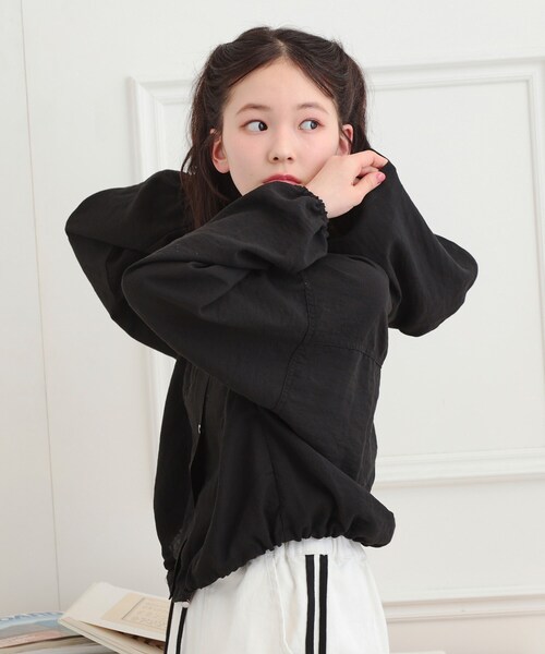 PINK-latte（ピンクラテ）の「ショート丈ブルゾン（ブルゾン・キッズ・ブラック/ベビーピンク/ライトブルー/オフホワイト・13/16/14/15 ）」の17枚目の写真