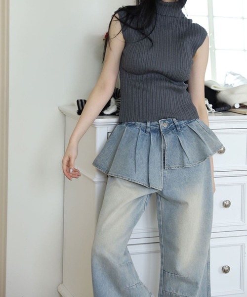 LYEON(リヨン)の「プリーツウエストレイヤードワイドデニムパンツ(その他パンツ・レディース・ブルー・SMALL/MEDIUM/LARGE)」の12枚目の写真