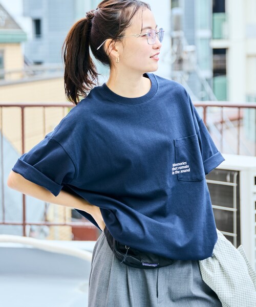 FREAK'S STORE（フリークスストア）の「限定展開 ビッグシルエット ワンポイント刺繍 バックプリント ヘムコード ポケットTシャツ（Tシャツ/カットソー・メンズ・グレー/チャコールグレー/ホワイト/ネイビー・SMALL/MEDIUM/LARGE）」の18枚目の写真