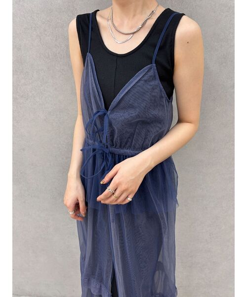 LAGUNAMOON（ラグナムーン）の「レイヤードチュールキャミワンピース（ワンピース・レディース・ネイビー/ブラック・SMALL/MEDIUM）」の9枚目の写真