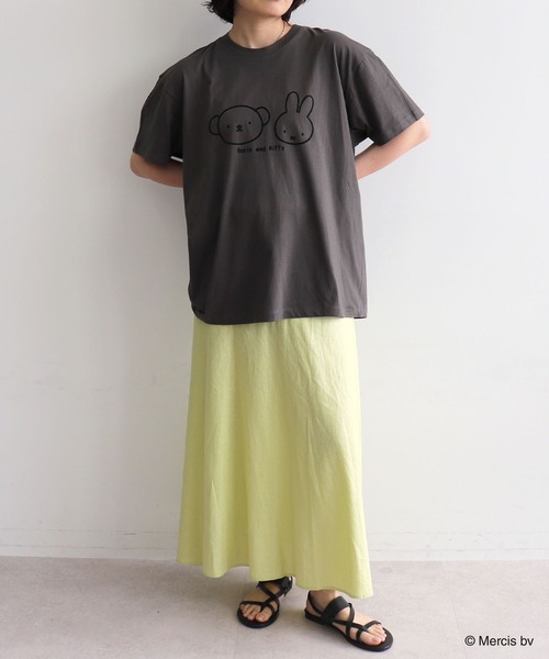 Miffy( ミッフィー)の「【miffy/ミッフィー】ミッフィーandボリスフロッキープリント半袖Tシャツ(Tシャツ/カットソー・レディース・チャコール/ベージュ・M~L/LL~3L)」の5枚目の写真