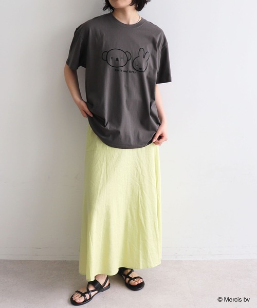 Miffy( ミッフィー)の「【miffy/ミッフィー】ミッフィーandボリスフロッキープリント半袖Tシャツ(Tシャツ/カットソー・レディース・チャコール/ベージュ・M~L/LL~3L)」の4枚目の写真
