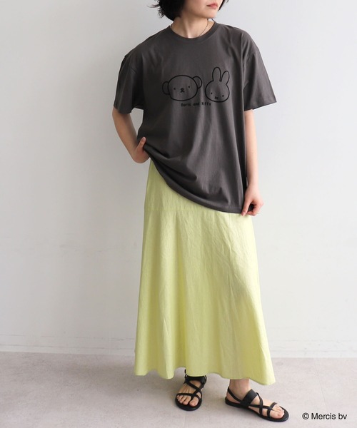 Miffy( ミッフィー)の「【miffy/ミッフィー】ミッフィーandボリスフロッキープリント半袖Tシャツ(Tシャツ/カットソー・レディース・チャコール/ベージュ・M~L/LL~3L)」の3枚目の写真