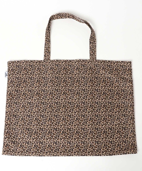 FOREVER 21（フォーエバー トゥエンティーワン）の「【Reebok（リーボック）】ロゴトートバッグ（トートバッグ・レディース・ピンク/レオパード・FREE）」の7枚目の写真