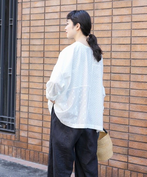 極美品♪かぐれ ジャガードパッチワークブラウス 2way 2025SS かぐれ（カグレ）の「『2WAY仕様』 ジャガードパッチワークブラウス