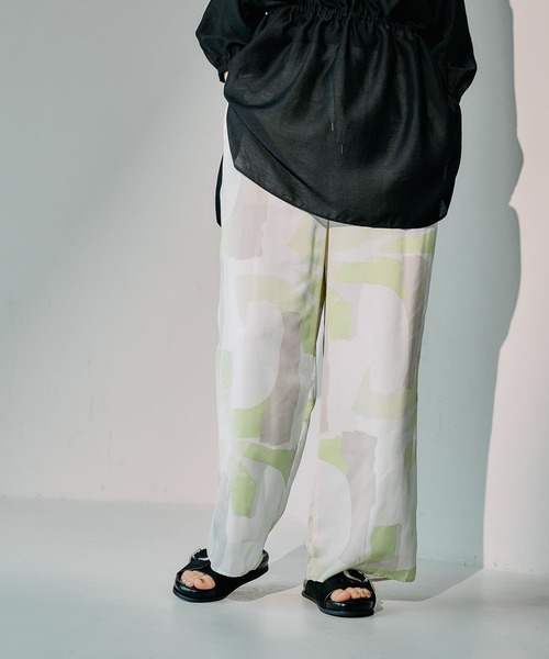 LEPSIM（レプシィム）の「布帛柄パンツ　492742（その他パンツ・レディース・ライトグリーン/ベージュ系その他/ブルー/ブラック系その他・FREE）」の17枚目の写真