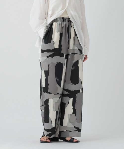 LEPSIM（レプシィム）の「布帛柄パンツ　492742（その他パンツ・レディース・ライトグリーン/ベージュ系その他/ブルー/ブラック系その他・FREE）」の7枚目の写真