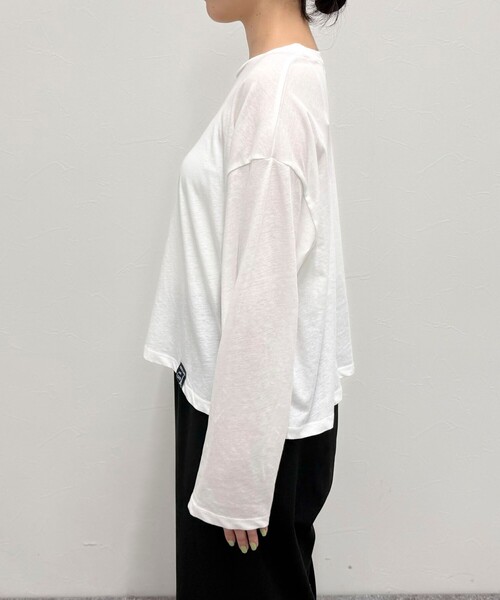 fredy emue（フレディエミュ）の「クロップドシアーロンTシャツ（Tシャツ/カットソー・レディース・ブラック/ベビーピンク/ホワイト系その他/オフホワイト・38）」の16枚目の写真