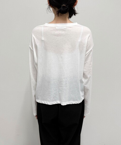 fredy emue（フレディエミュ）の「クロップドシアーロンTシャツ（Tシャツ/カットソー・レディース・ブラック/ベビーピンク/ホワイト系その他/オフホワイト・38）」の17枚目の写真