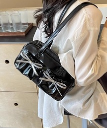リボン付きハンドバッグ