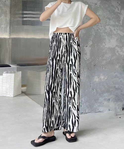 shoppinggo(ショッピングゴー)の「夏服 ワイドパンツ サマーパンツ ストレート(スラックス・レディース・ブラック/ブラック系その他2/ブラック系その他/ブラック系その他3/ブラック系その他5/ブラック系その他4/ブラック系その他6・FREE)」の6枚目の写真