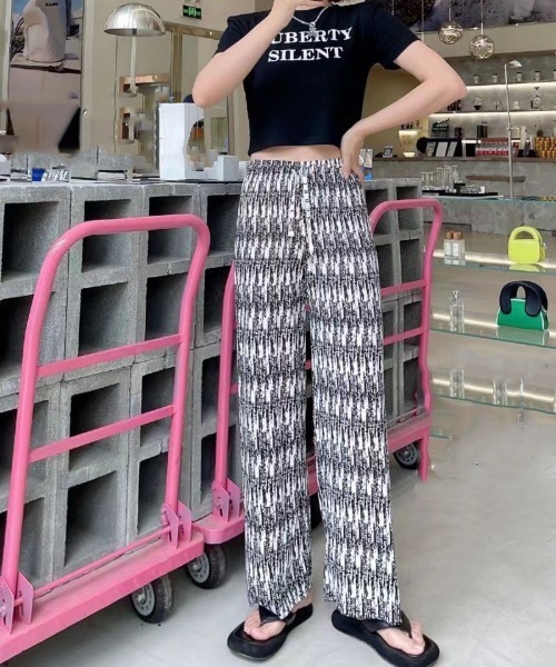 shoppinggo(ショッピングゴー)の「夏服 ワイドパンツ サマーパンツ ストレート(スラックス・レディース・ブラック/ブラック系その他2/ブラック系その他/ブラック系その他3/ブラック系その他5/ブラック系その他4/ブラック系その他6・FREE)」の14枚目の写真