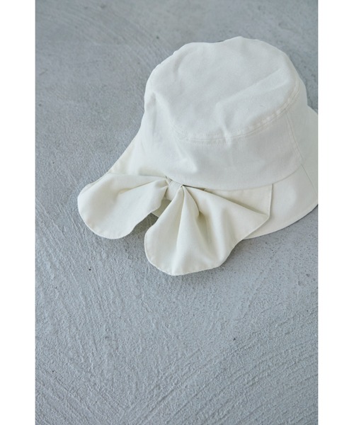 M.deux（エムドゥ）の「サンシェードバケットハット / UVカット（ハット・レディース・オフホワイト・FREE）」の7枚目の写真
