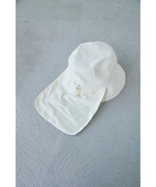 M.deux（エムドゥ）の「サンシェードバケットハット / UVカット（ハット・レディース・オフホワイト・FREE）」の6枚目の写真